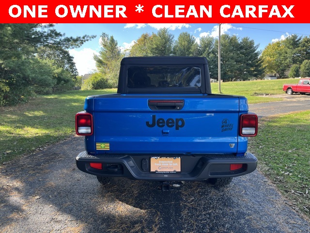 2023 Jeep Gladiator Willys photo 4