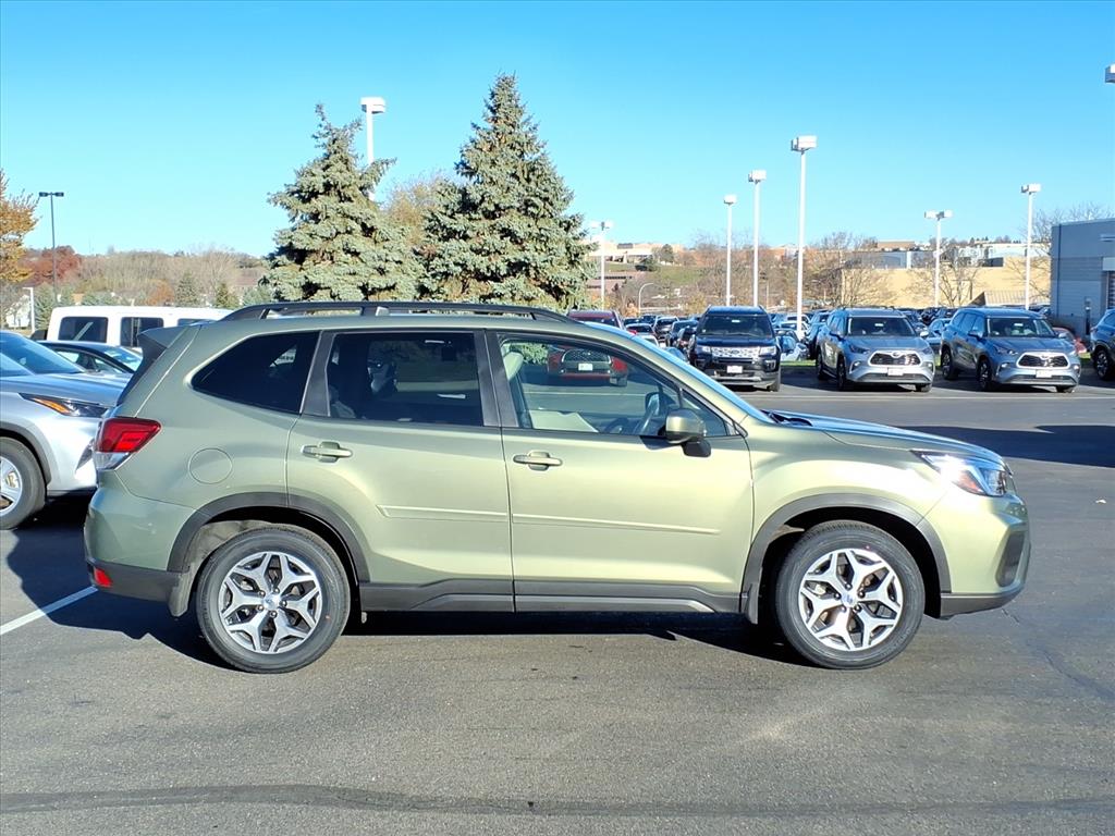 Used 2019 Subaru Forester Premium with VIN JF2SKAGCXKH551244 for sale in Burnsville, Minnesota
