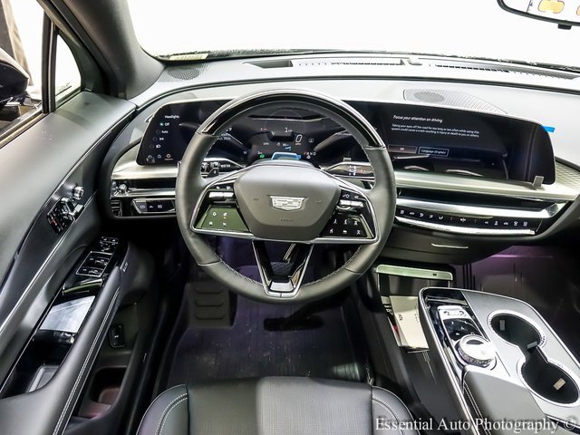 2025 Cadillac Lyriq Sport photo 11