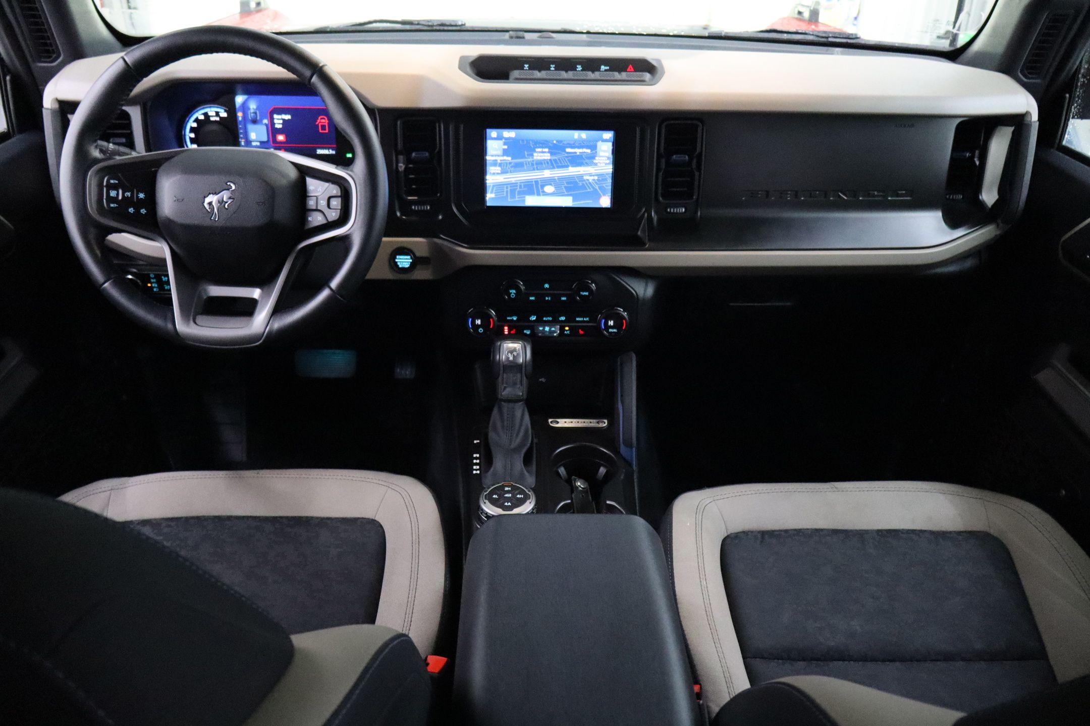 2023 Ford Bronco Wildtrak photo 27