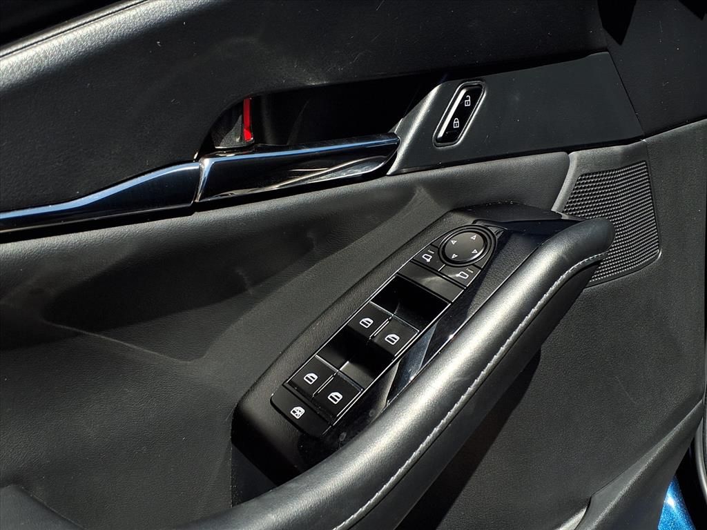2022 Mazda CX-30 2.5 S Preferred photo 16