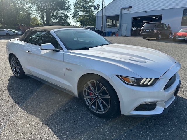 2017 Ford Mustang GT Premium photo 5