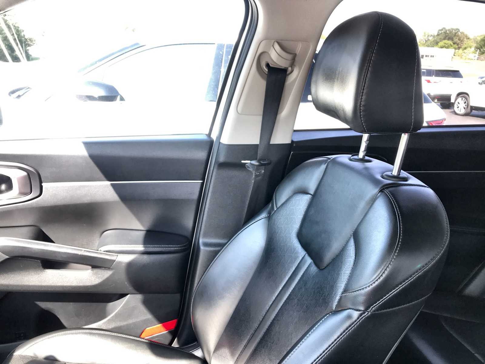 2021 Kia Sorento S photo 22
