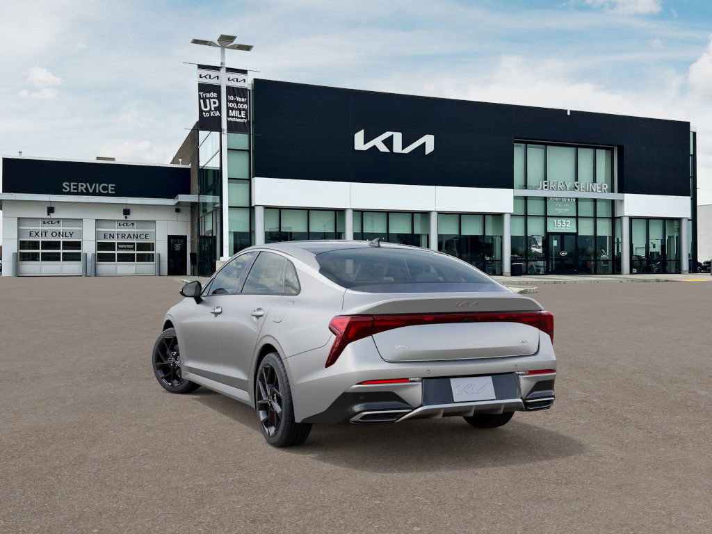 2026 Kia K5 GT-Line photo 3