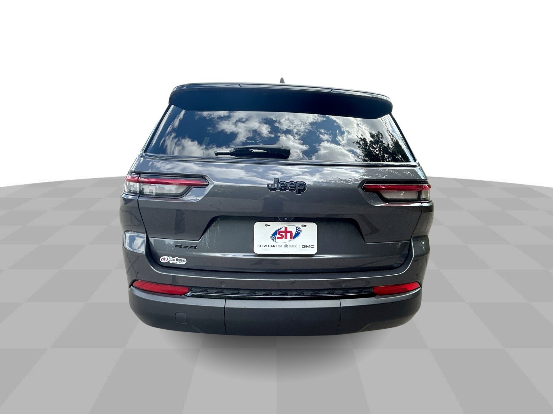 2023 Jeep Grand Cherokee Laredo Altitude photo 4
