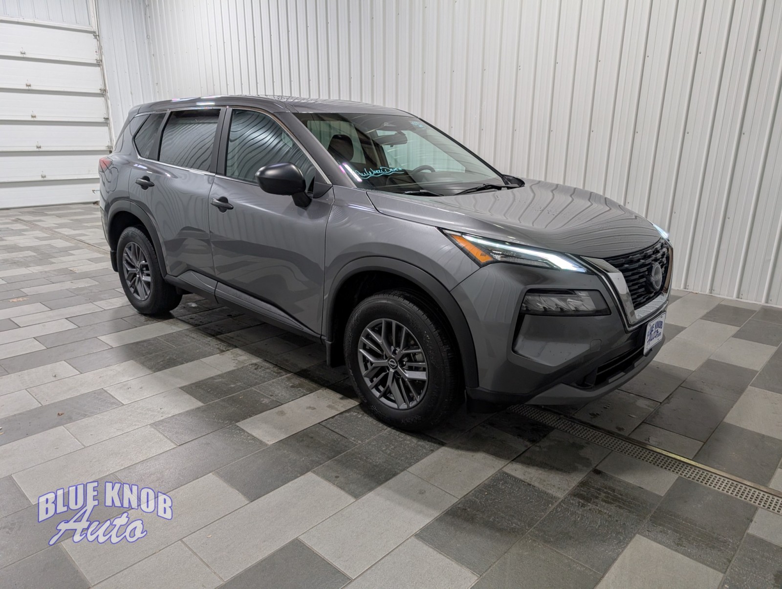 2023 Nissan Rogue S photo 4