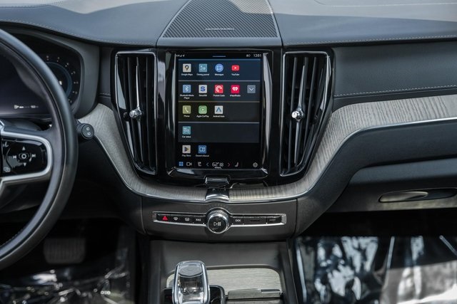 2022 Volvo XC60 Inscription photo 19