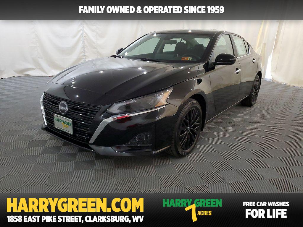 2025 Nissan Altima SV's photo