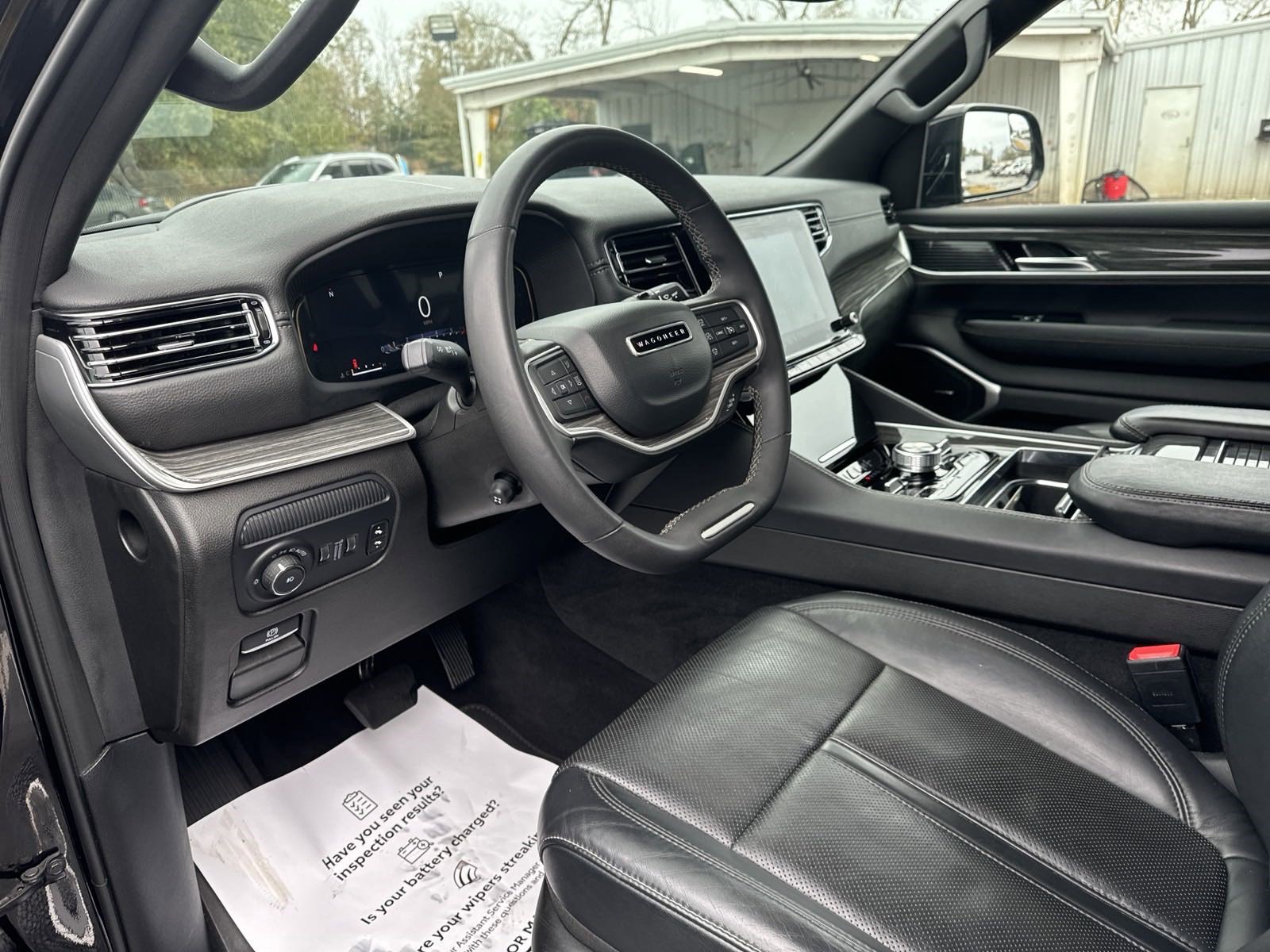 2022 Jeep Wagoneer Series III photo 13