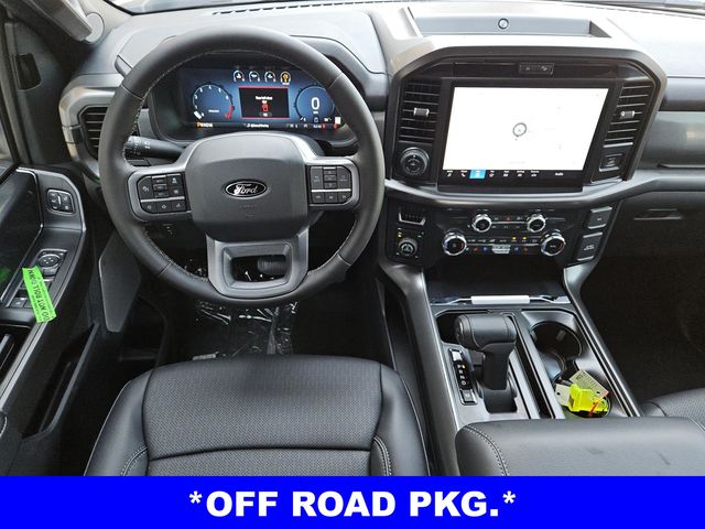 2025 Ford F-150 Lariat photo 3