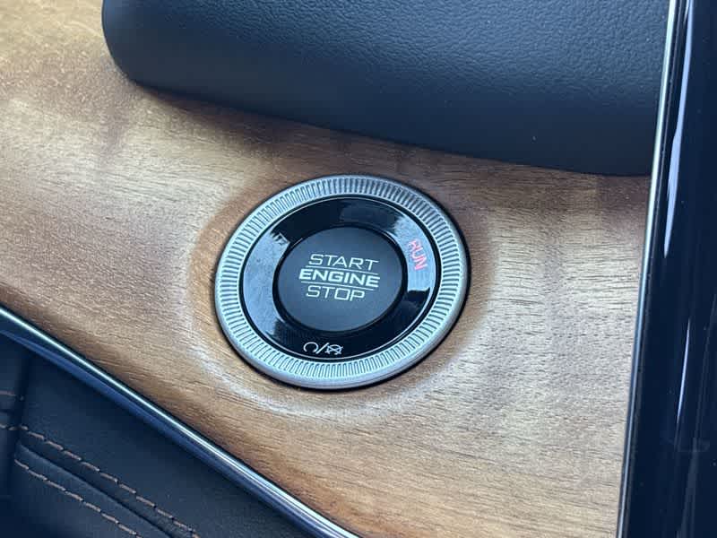 2023 Jeep Cherokee photo 24