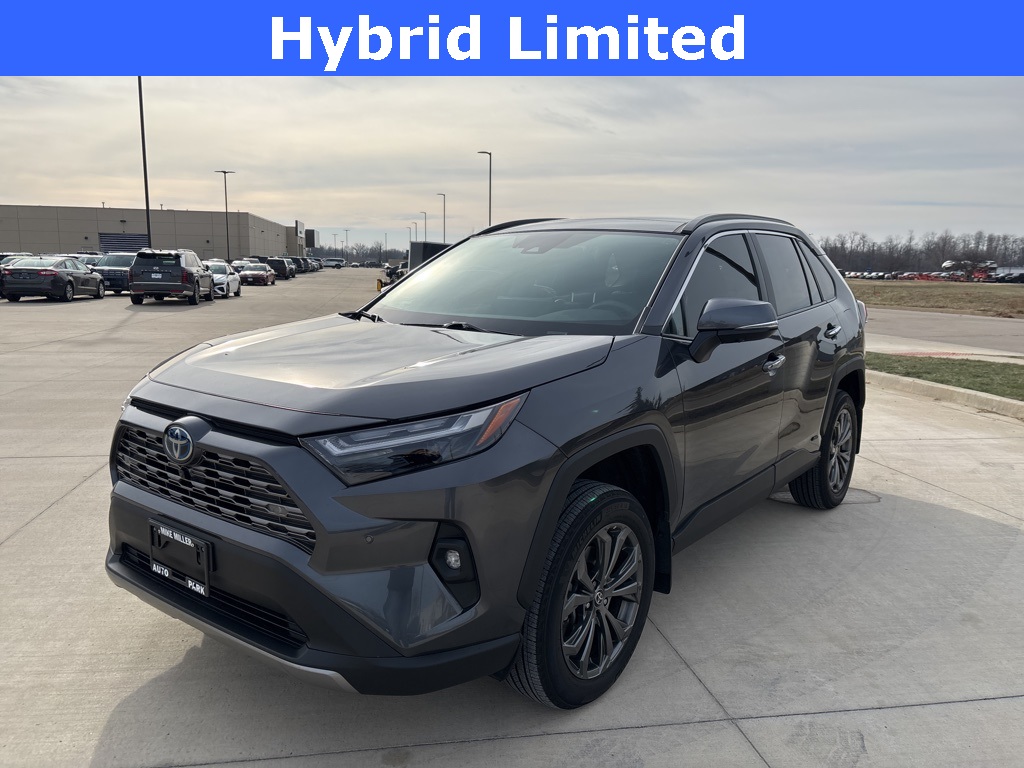 2023 Toyota RAV4 Limited's photo