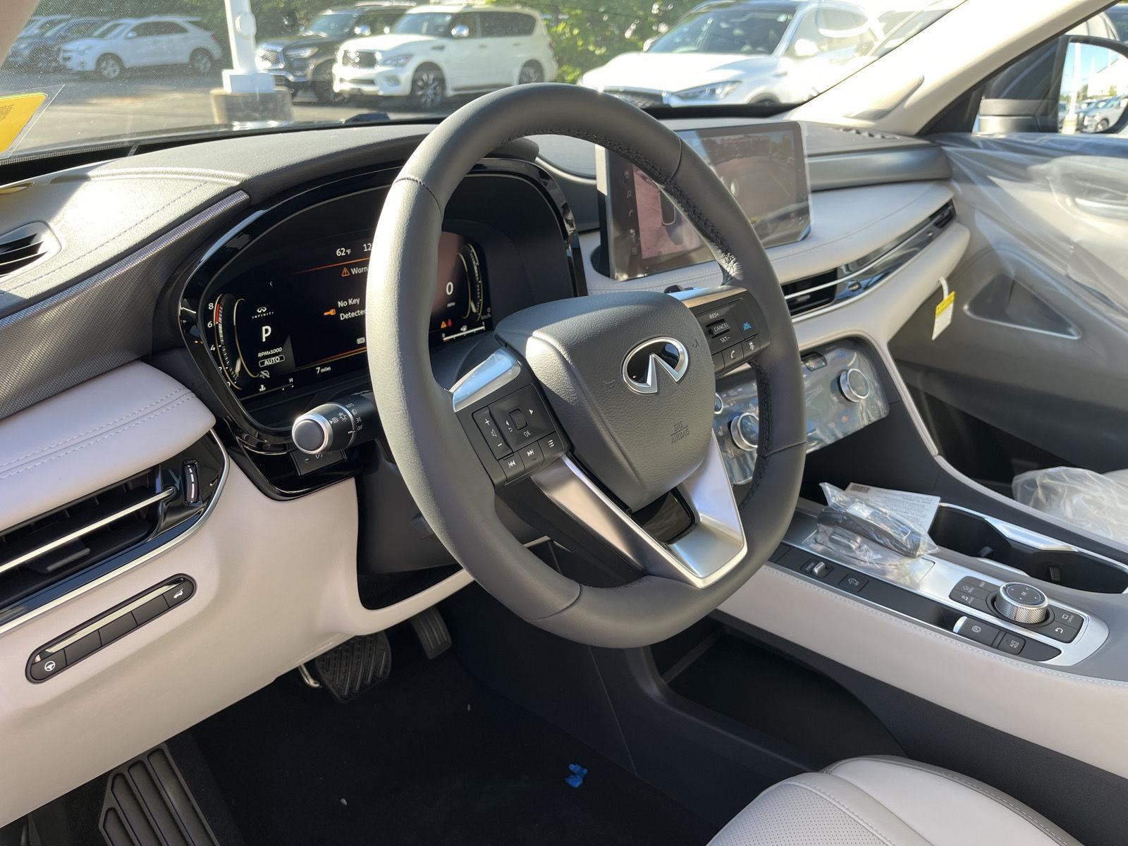 2026 Infiniti QX60 Luxe AWD photo 10