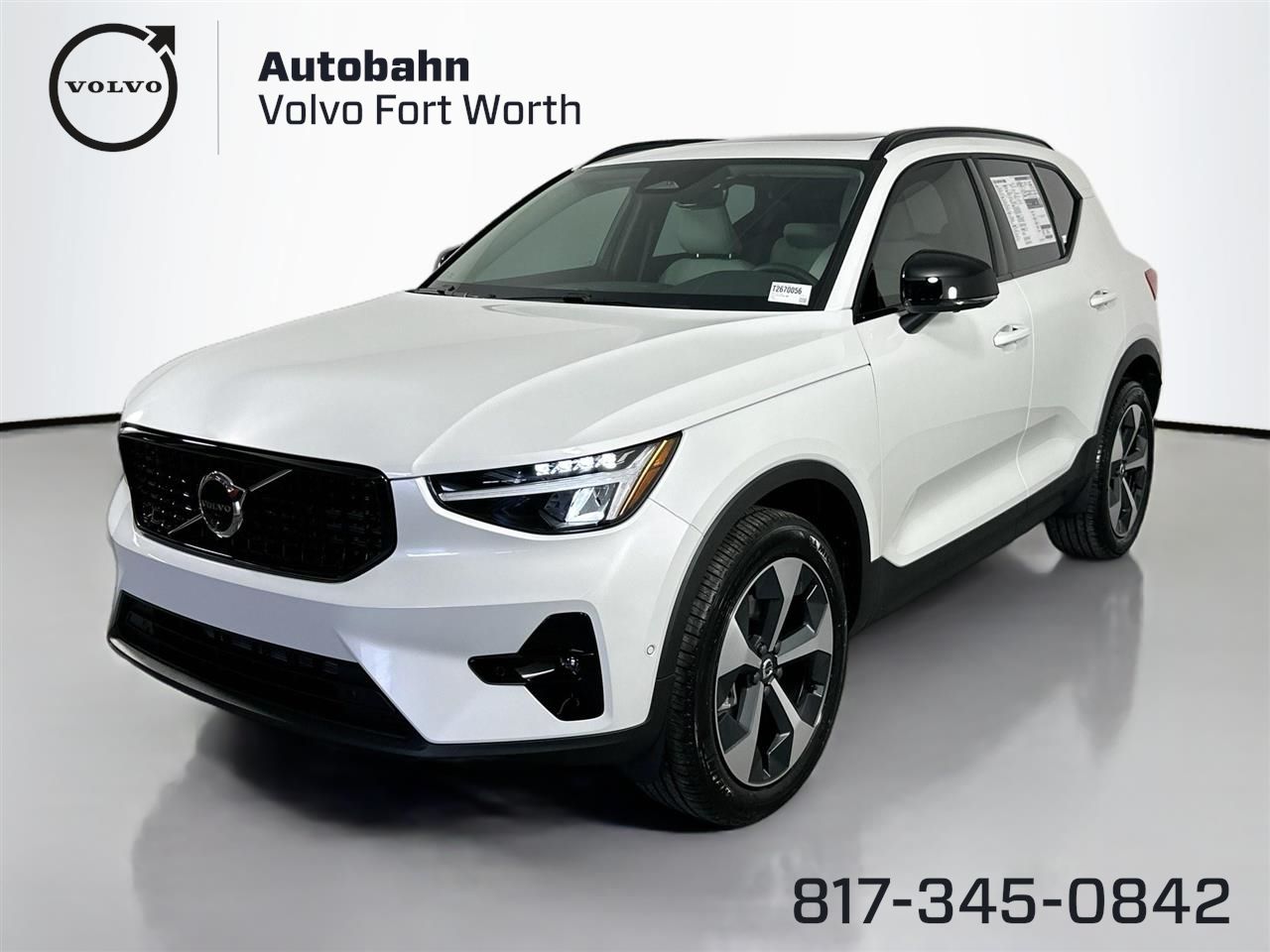 2026 Volvo XC40 Plus's photo