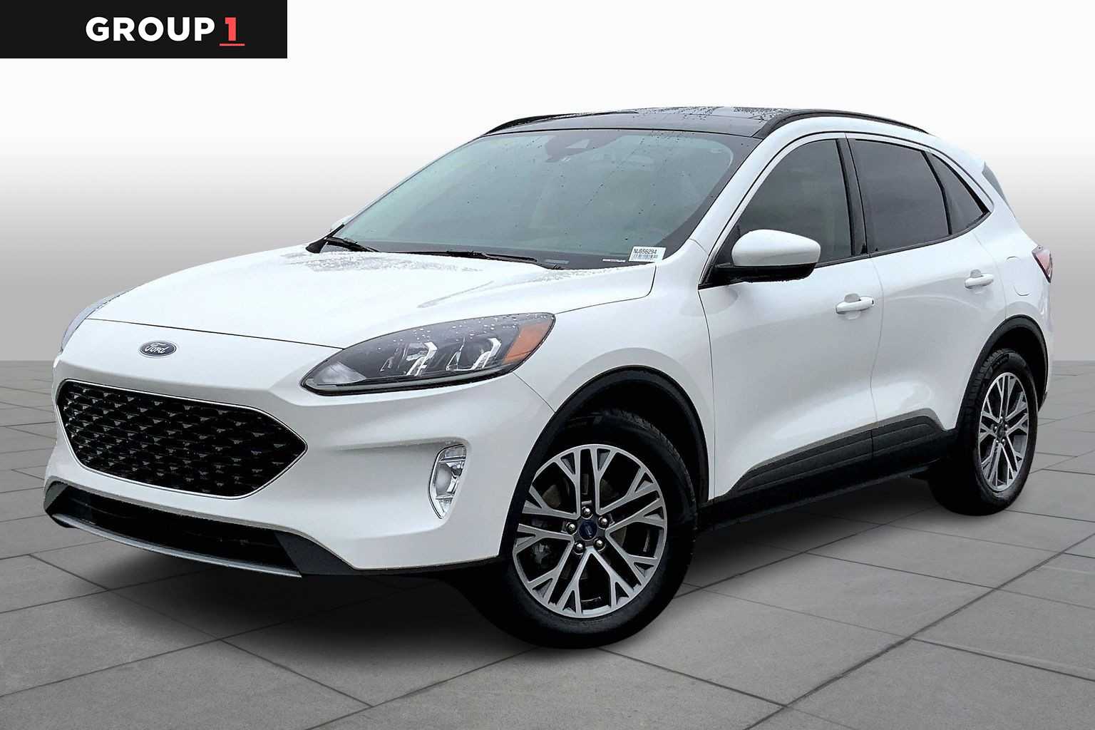 2022 Ford Escape SEL's photo