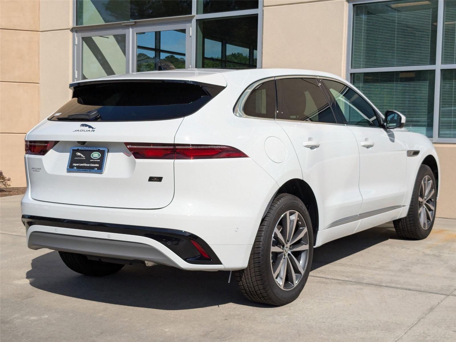 2026 Jaguar F-PACE P250 R-Dynamic S photo 3