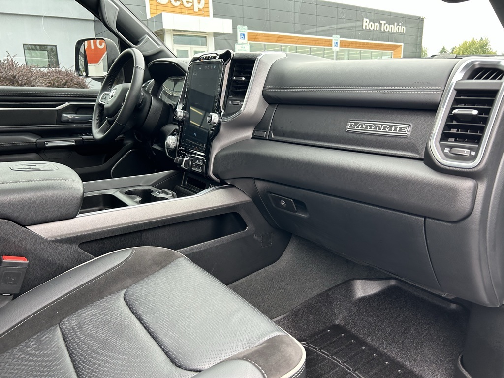 2024 Ram 1500 Laramie photo 32