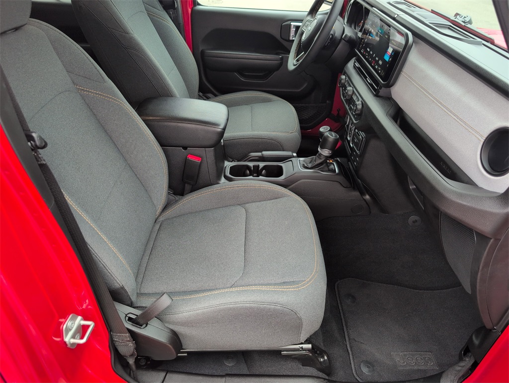 2024 Jeep Gladiator Sport photo 32