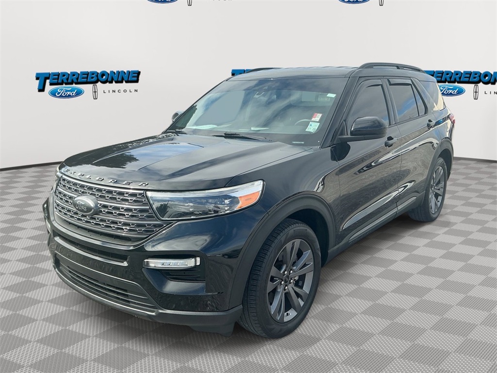2022 Ford Explorer XLT's photo