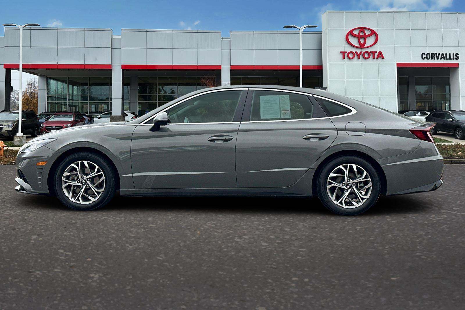 2022 Hyundai Sonata SEL photo 6