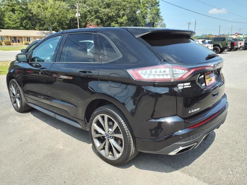 2017 Ford Edge Sport photo 2