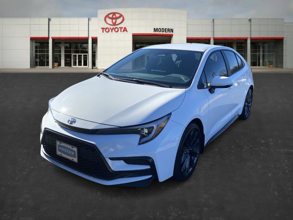 2024 Toyota Corolla SE's photo