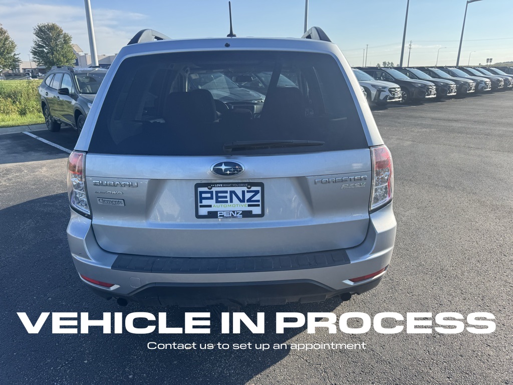 2012 Subaru Forester 2.5X Premium photo 2