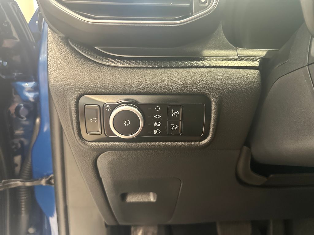 2023 Ford Explorer ST photo 15