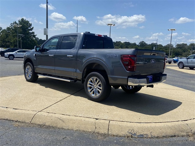 2025 Ford F-150 Lariat photo 3