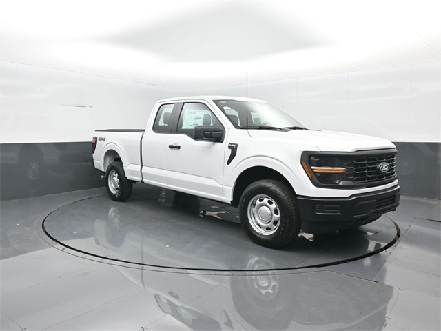 2025 Ford F-150 XL's photo