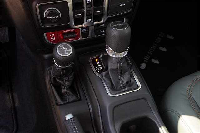 2025 Jeep Gladiator Mojave photo 24