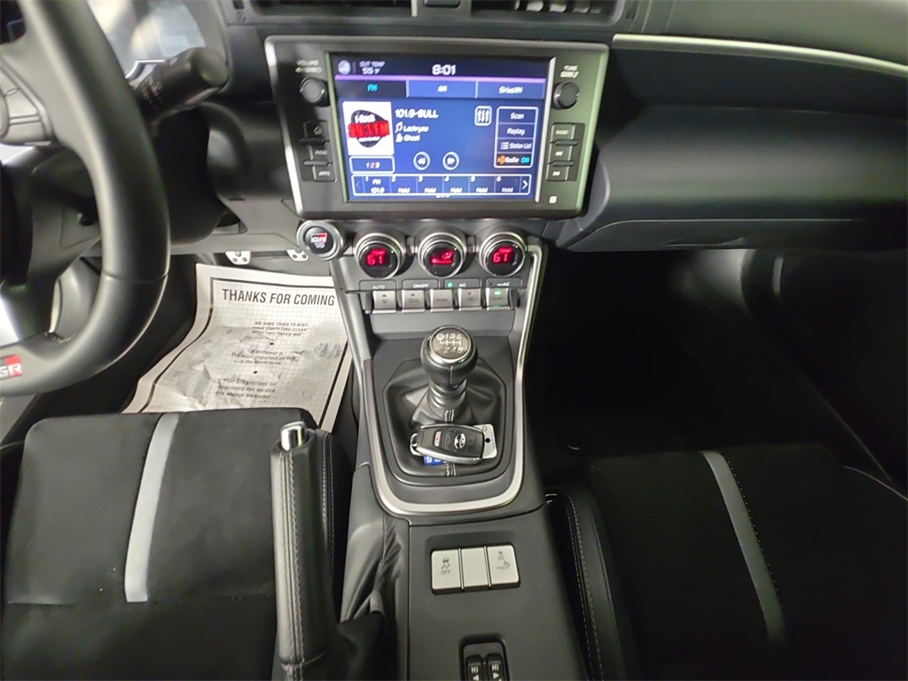 2024 Toyota GR86 Premium photo 11
