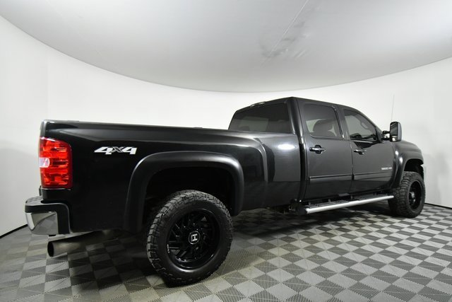 2012 Chevrolet Silverado 3500HD LTZ photo 9