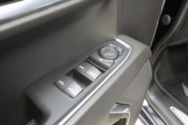 2022 Chevrolet Silverado 1500 LT photo 9