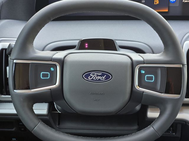 2025 Ford Expedition photo 10