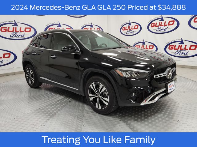 2024 Mercedes-Benz GLA GLA250's photo