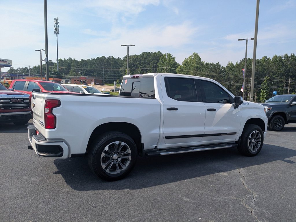 2022 Chevrolet Silverado 1500 High Country photo 4