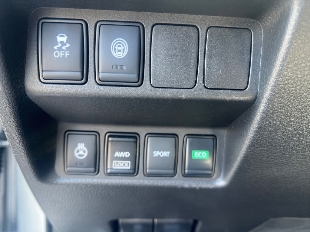 2022 Nissan Rogue Sport SV photo 20