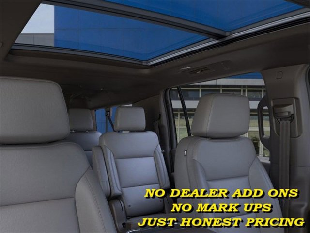 2025 Chevrolet Suburban Z71 photo 22