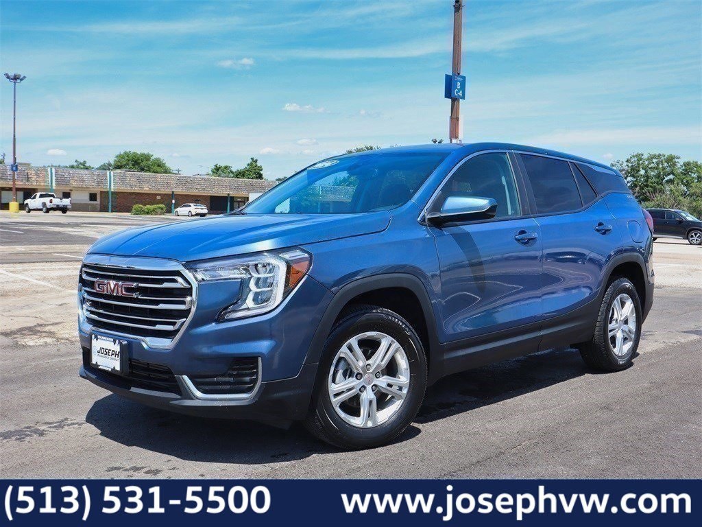 2024 GMC Terrain SLE's photo