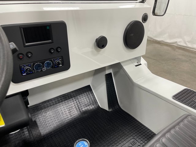 2024 Cruise Car MOKE photo 18