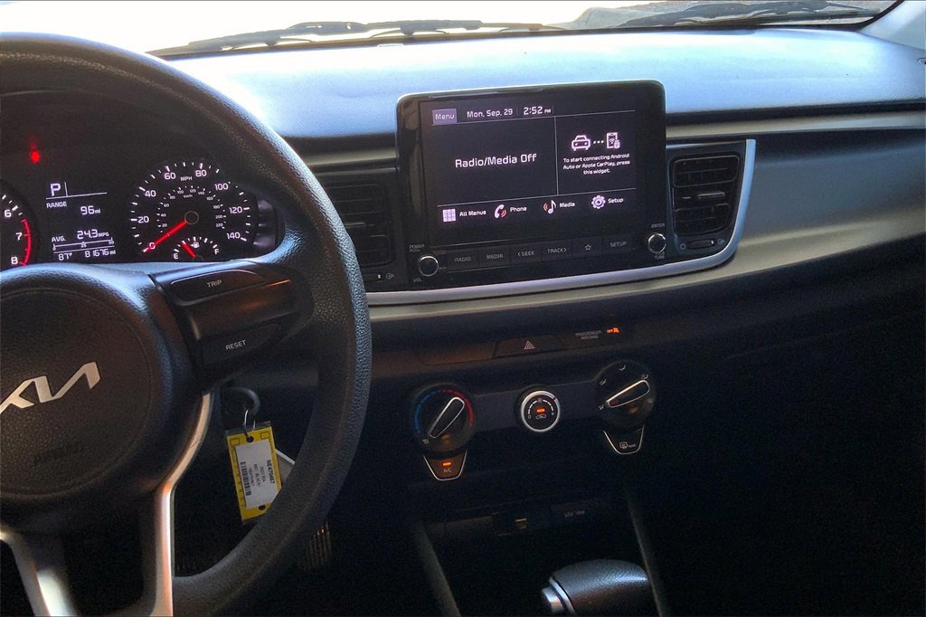 2022 Kia Rio LX photo 6