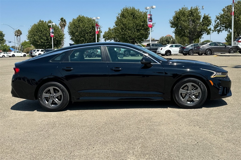 2023 Kia K5 LXS photo 3