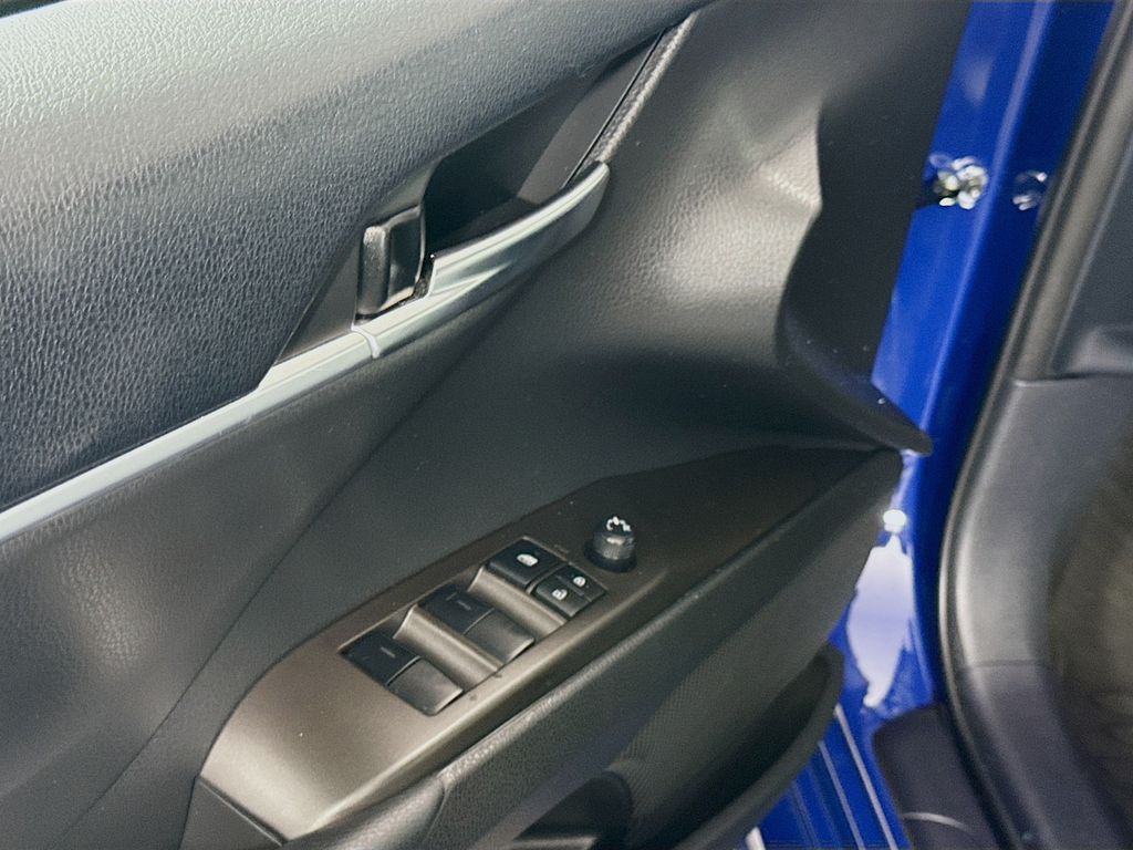 2023 Toyota Camry SE Nightshade Edition photo 13