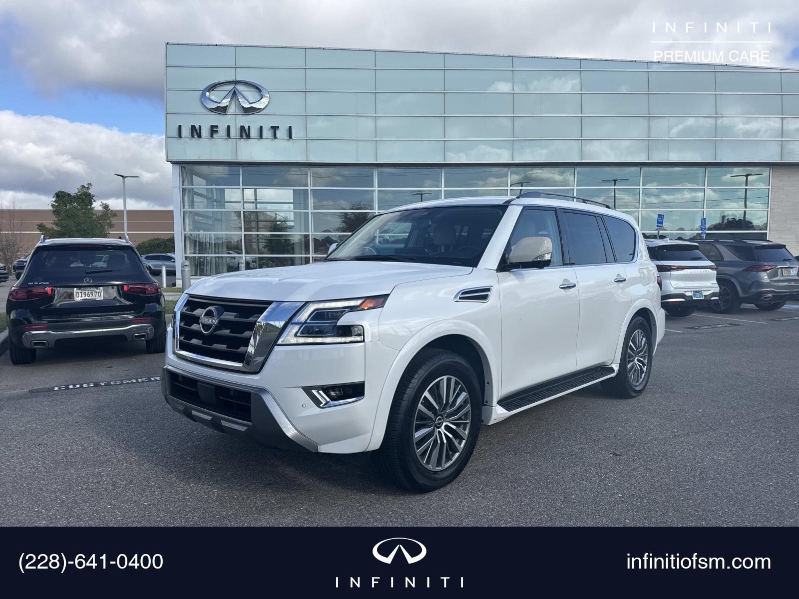2023 Nissan Armada SL's photo
