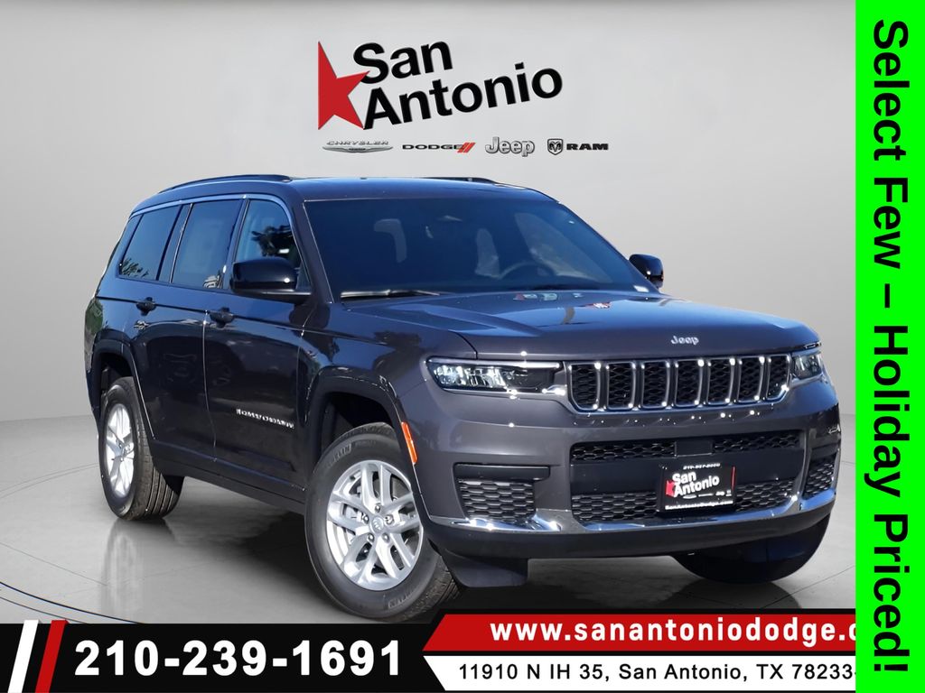 2025 Jeep Grand Cherokee L Laredo's photo