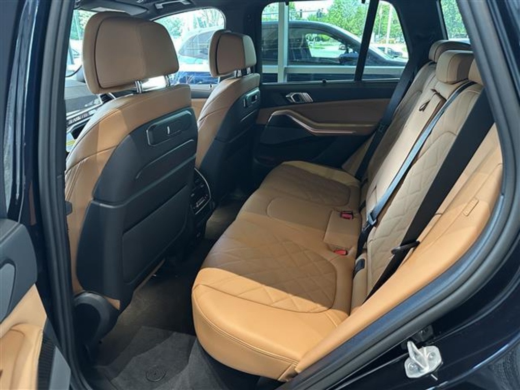 2026 Bmw X5 M60i photo 13