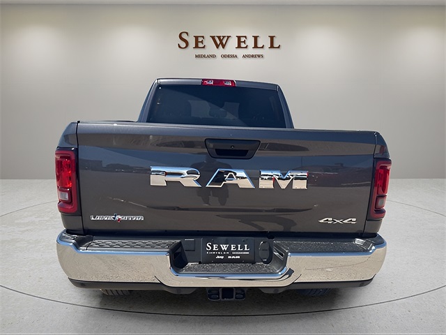 2025 Ram 2500 Big Horn photo 4