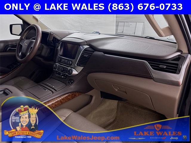 2015 Chevrolet Suburban LTZ photo 27
