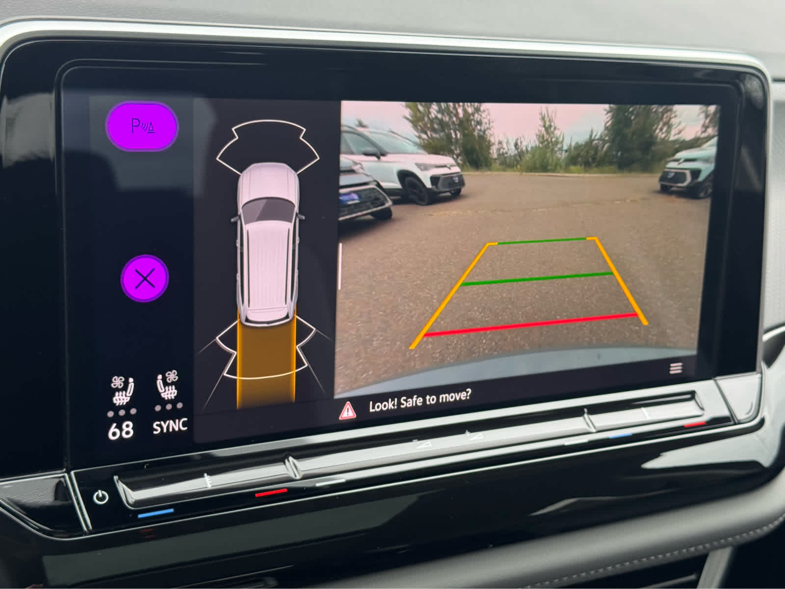 2025 Volkswagen Atlas Peak Edition SE photo 15